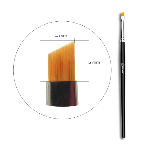 Ultra precise angled brush #1, Lena Levi